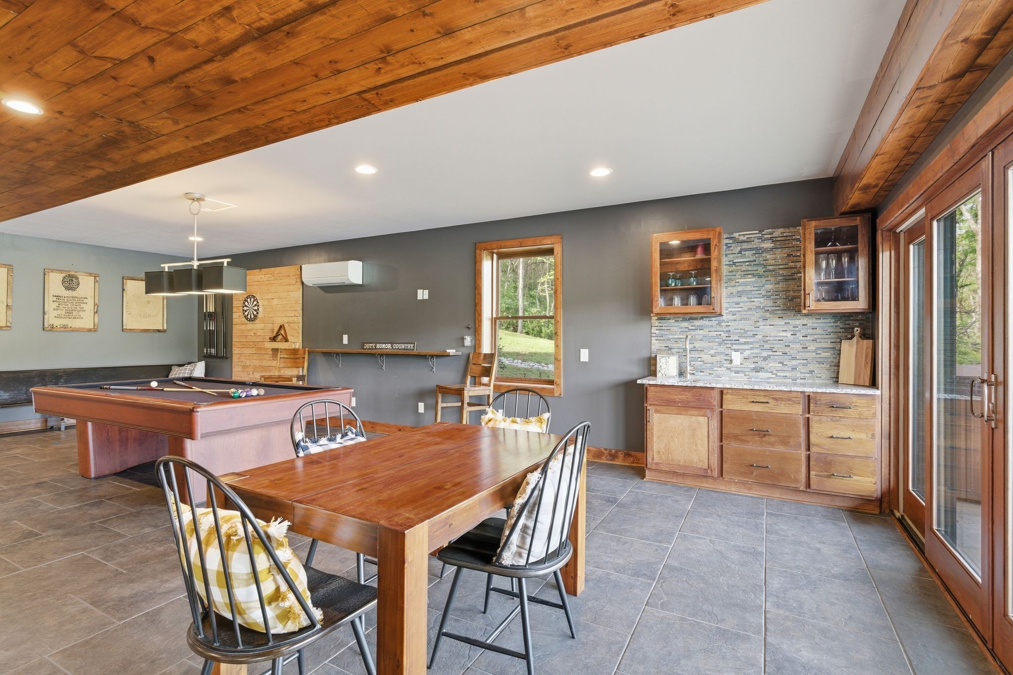 Listing image 55