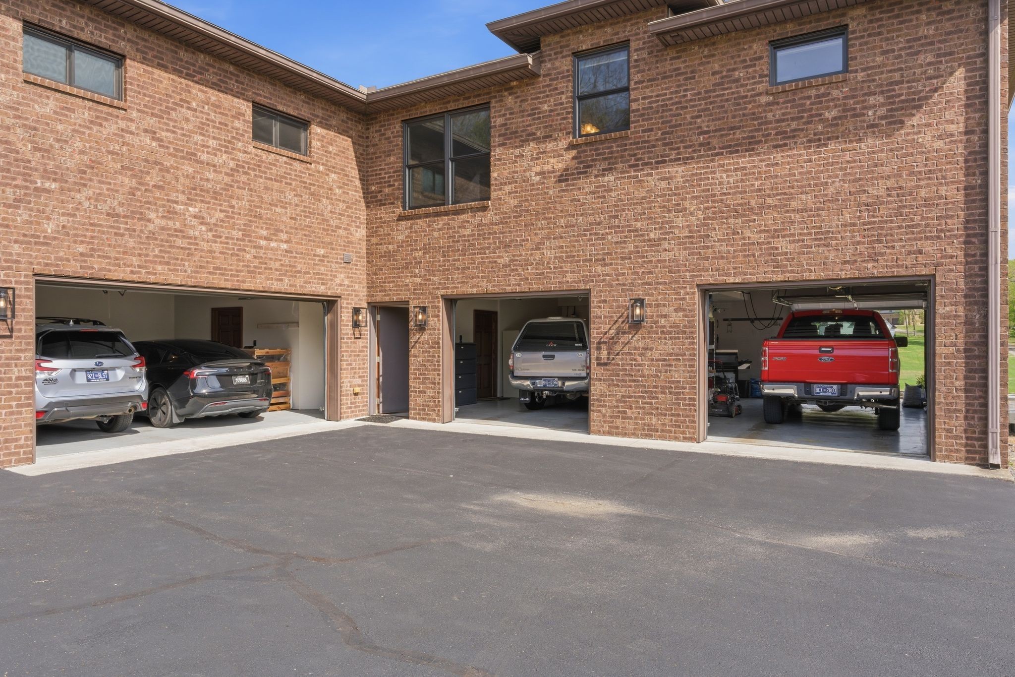 Listing image 78