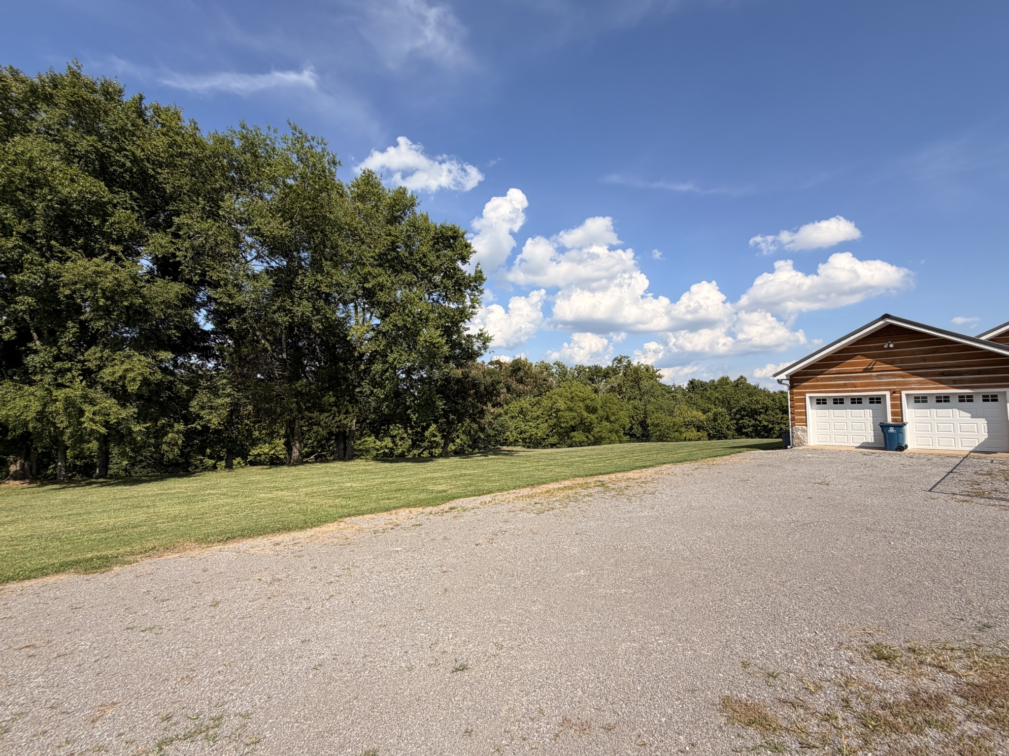 Listing image 38