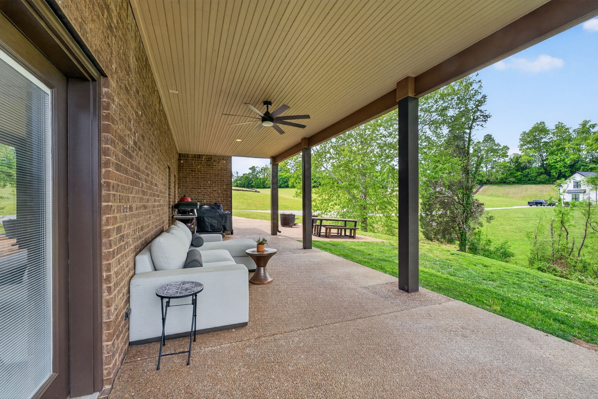 Listing image 56