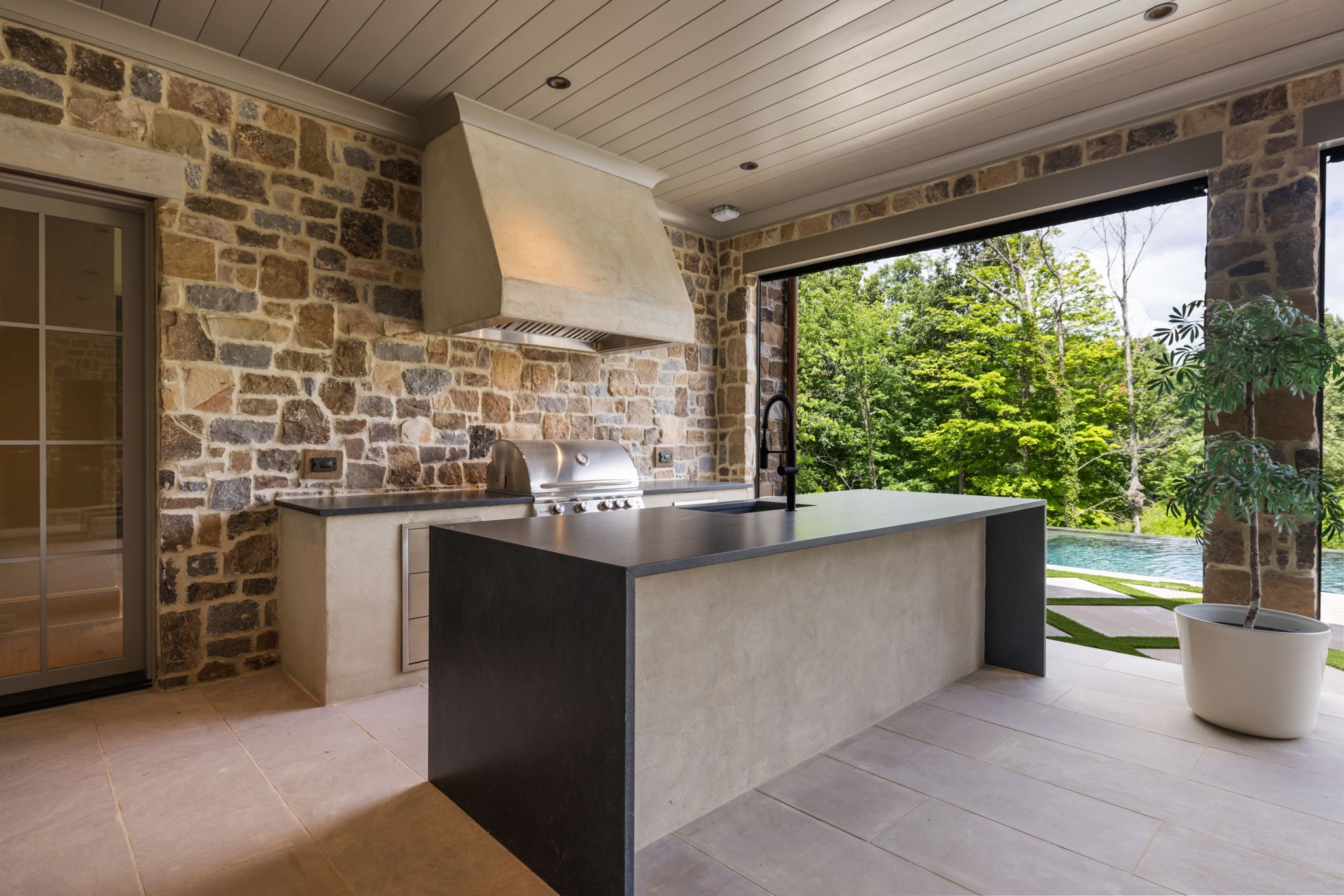 Listing image 90