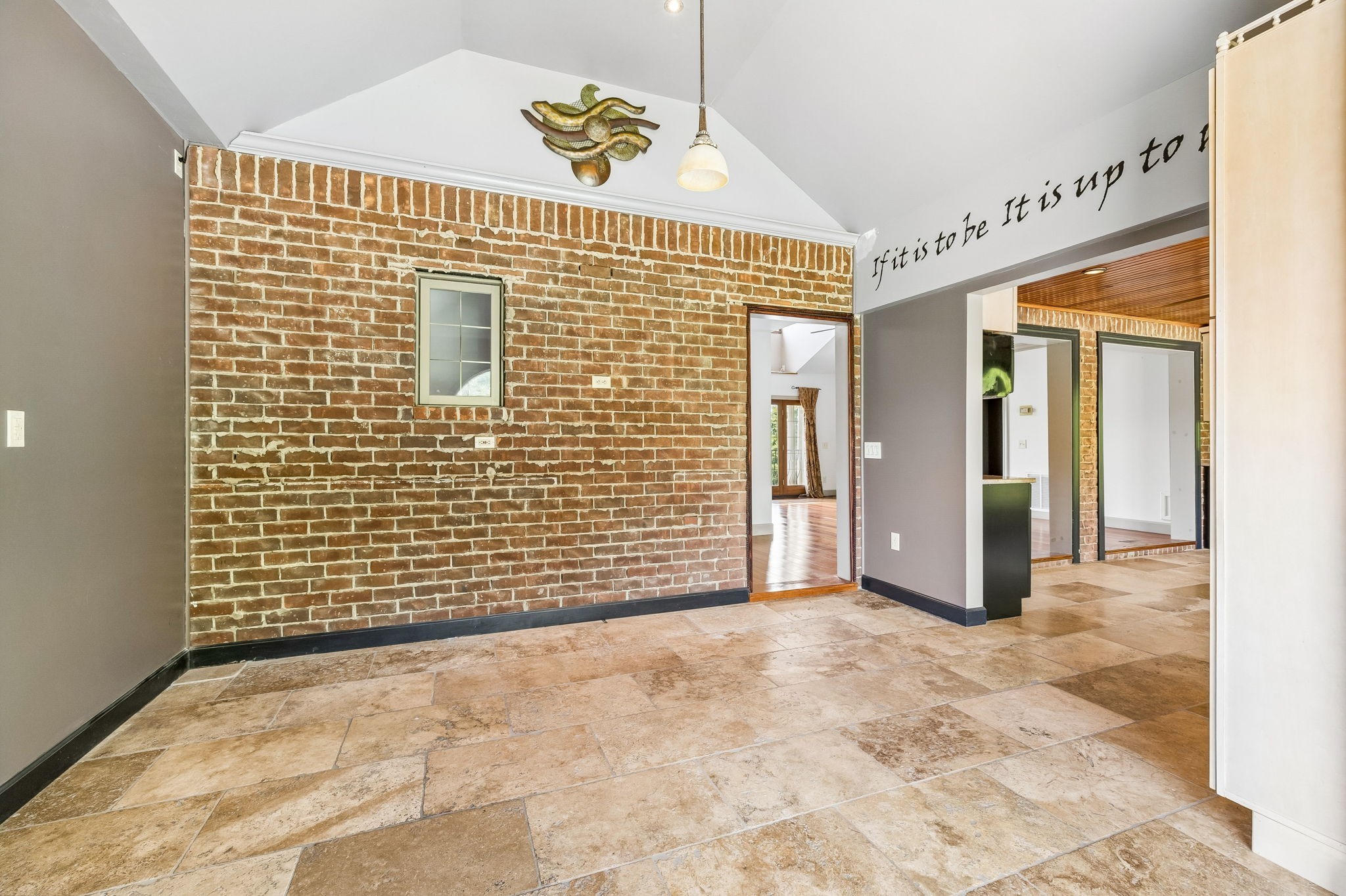Listing image 54