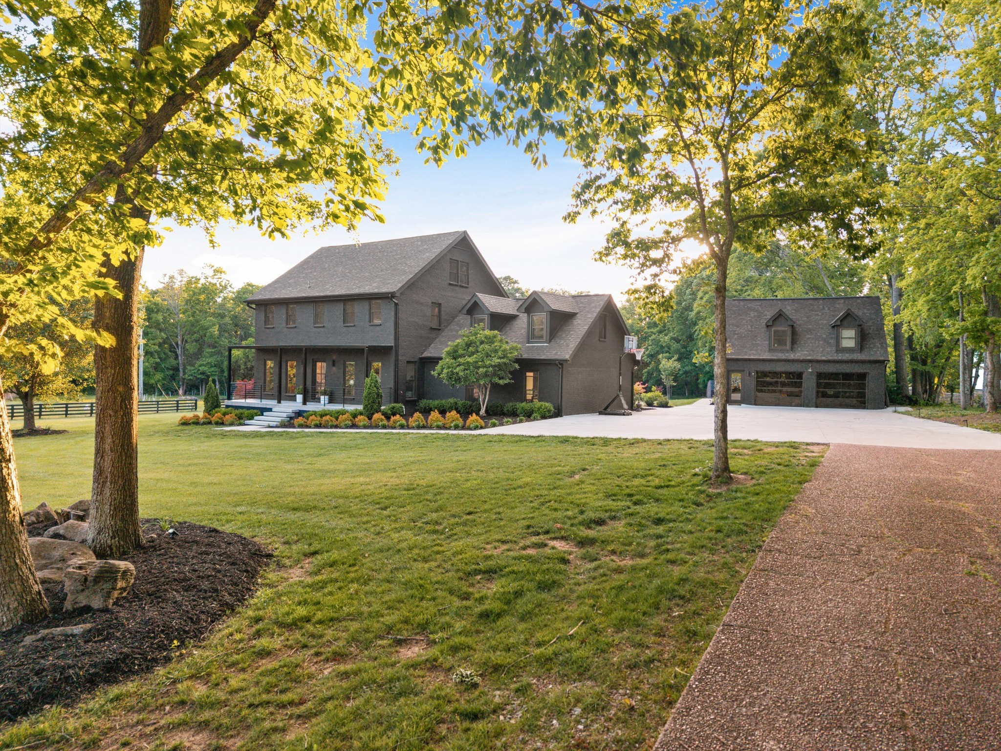Listing image 1