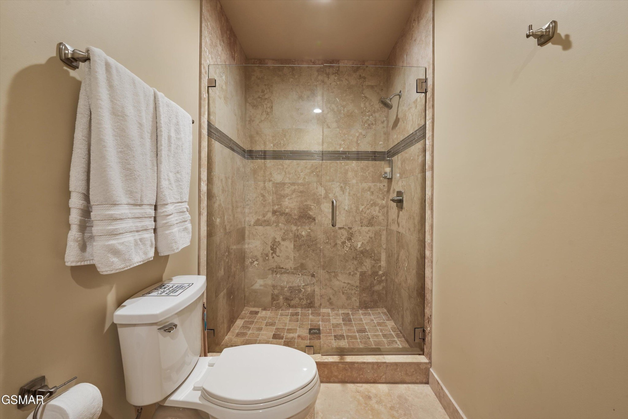 Listing image 64