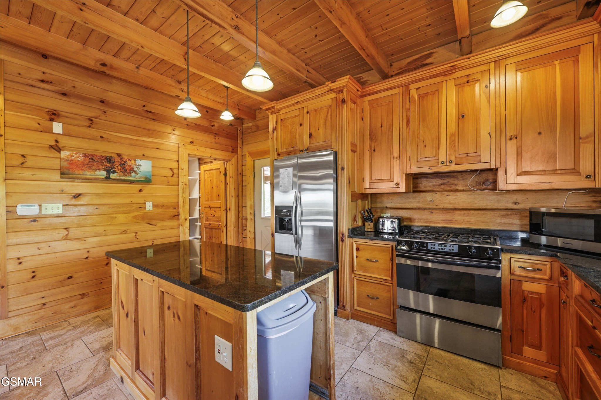 Listing image 85