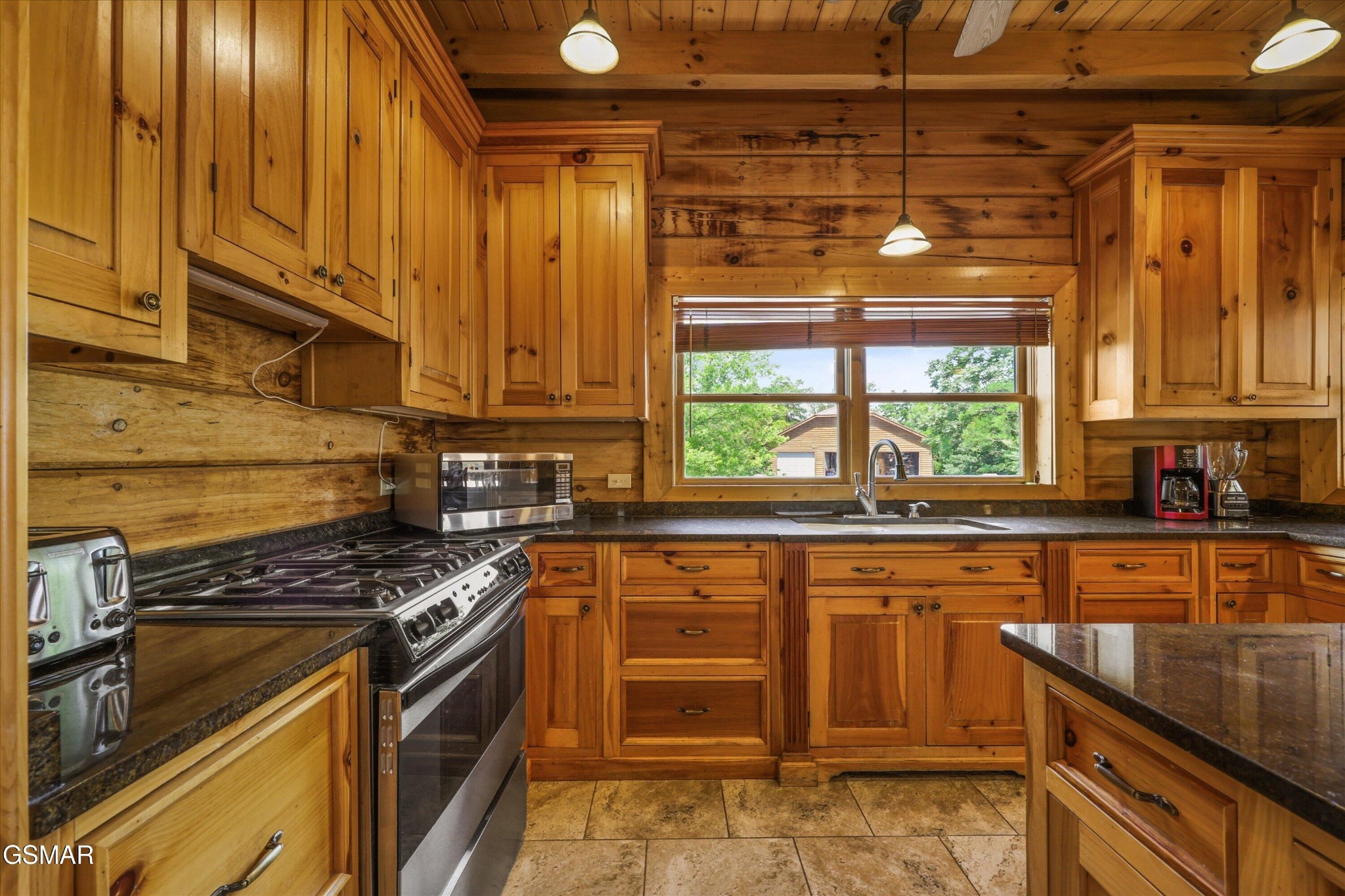 Listing image 82