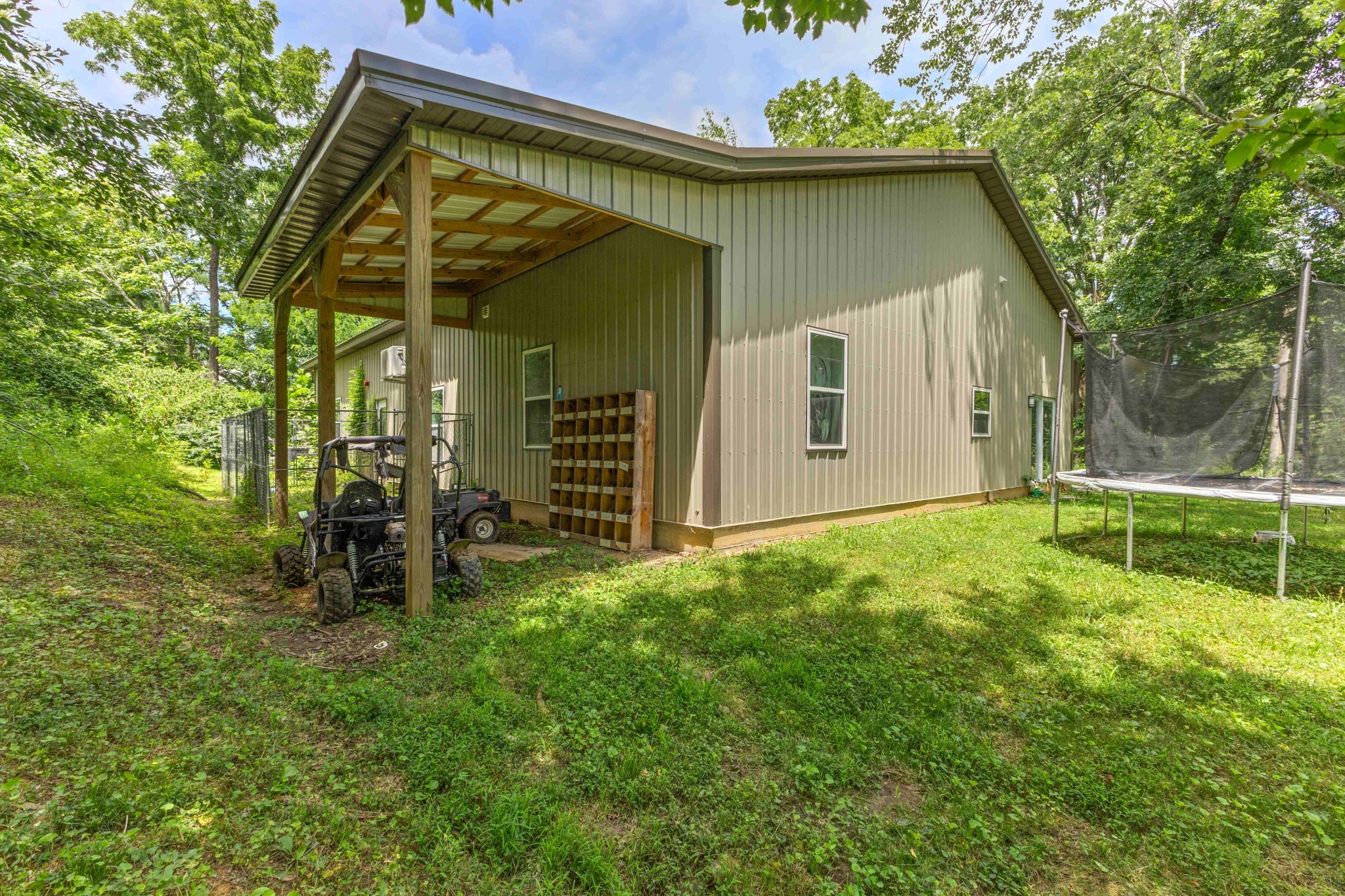 Listing image 13