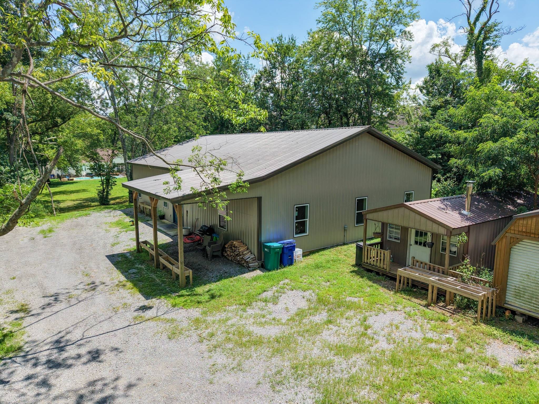 Listing image 70
