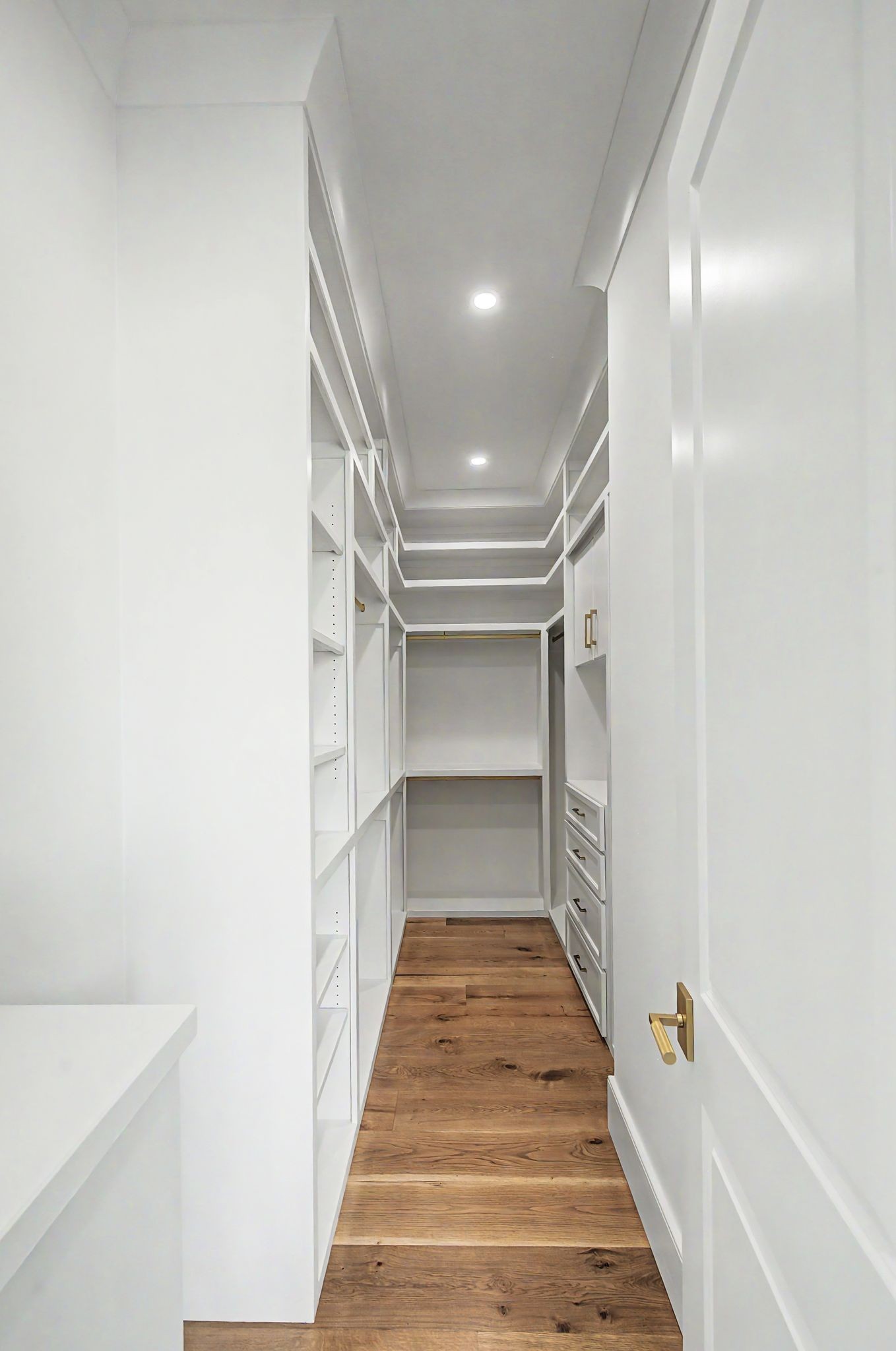 Listing image 65