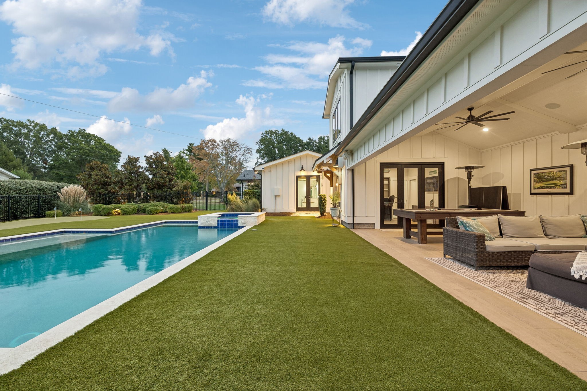 Listing image 84
