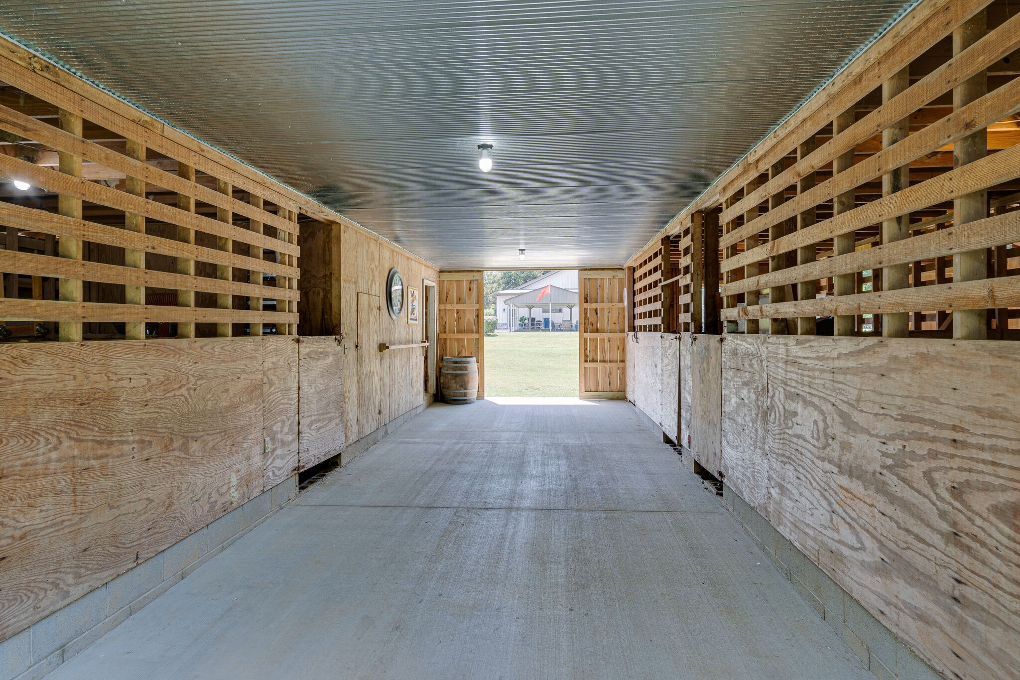 Listing image 24