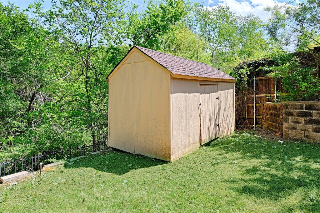 Listing image 38