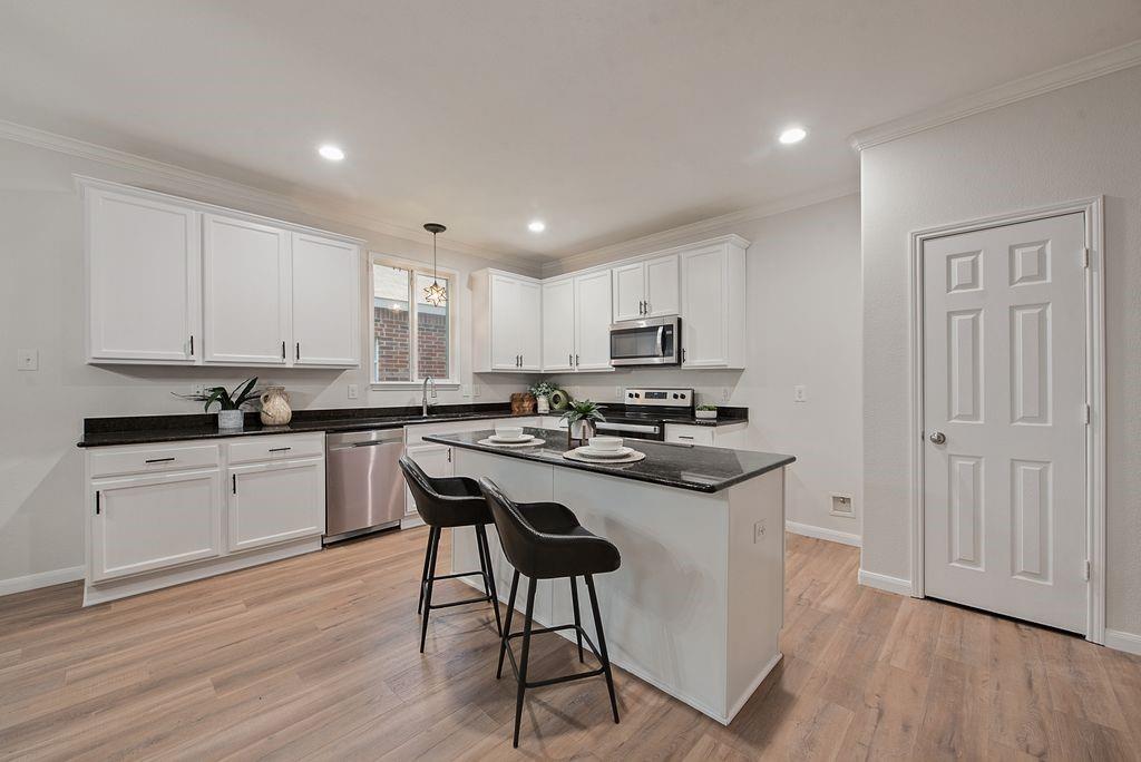 Listing image 21