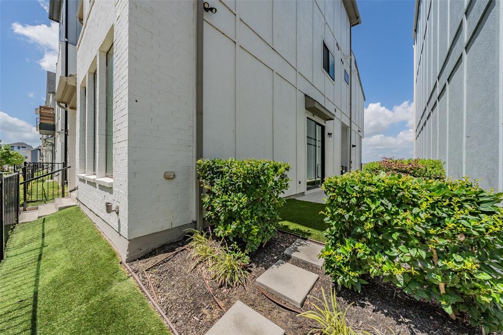 Listing image 34
