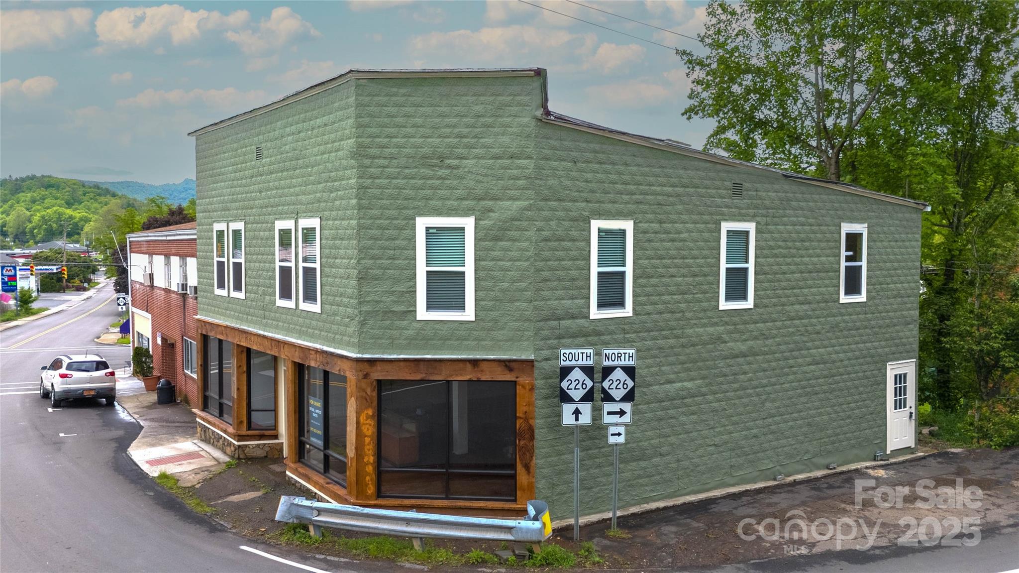 Listing image 1
