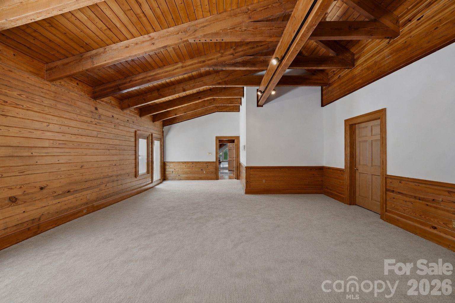 Listing image 42
