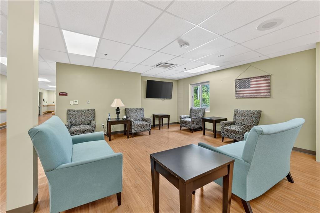 Listing image 56