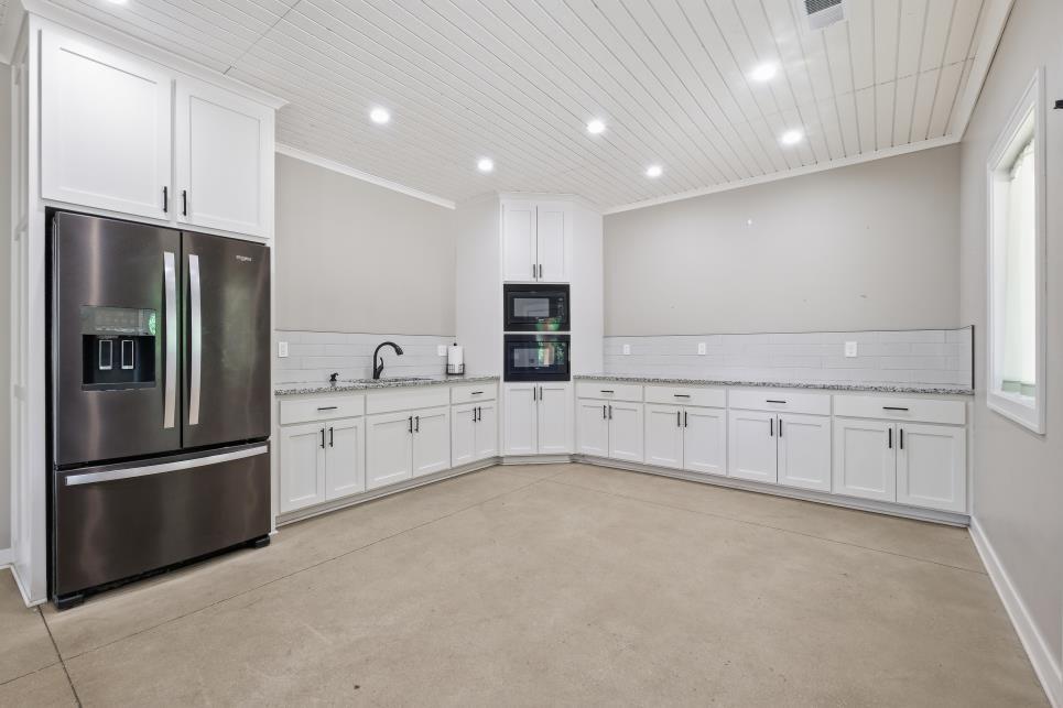 Listing image 61