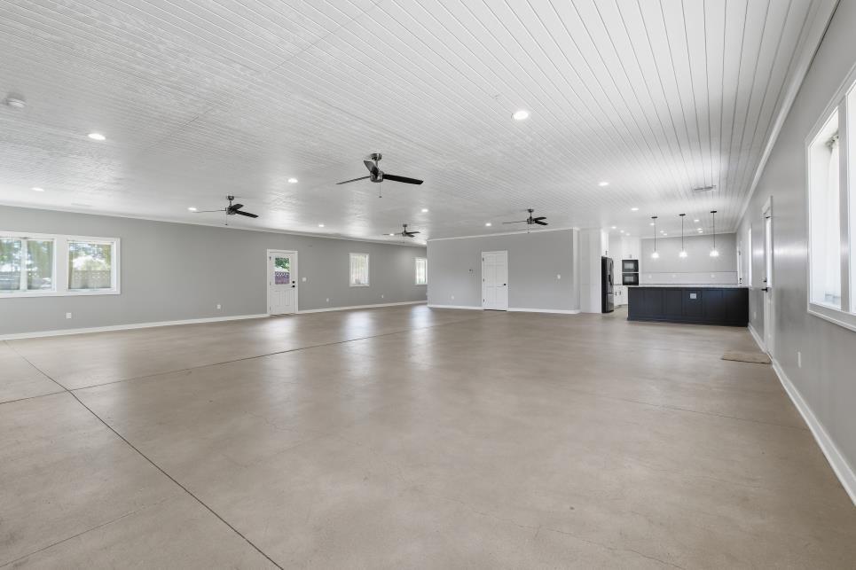 Listing image 65