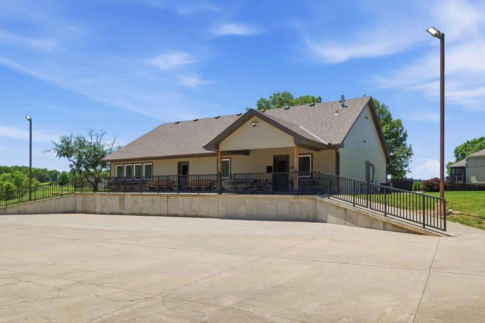 Listing image 87