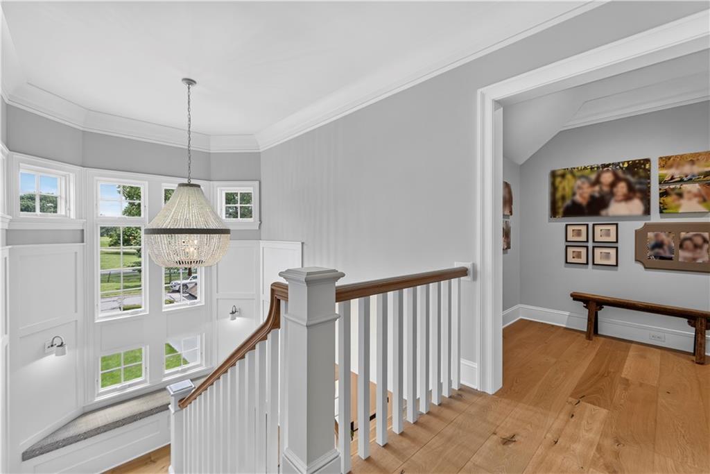 Listing image 56