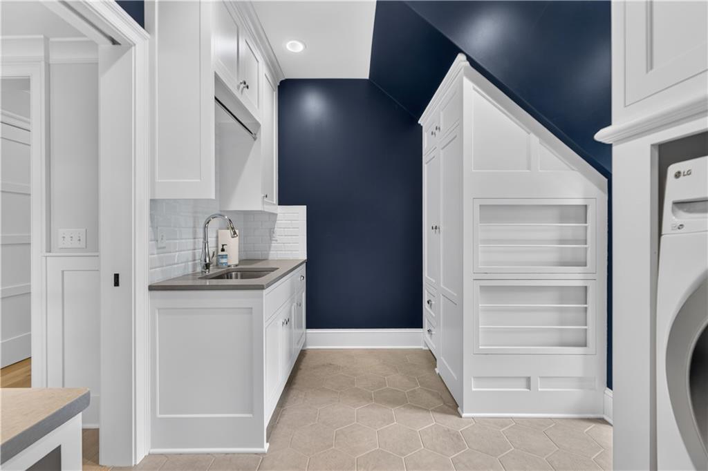 Listing image 80