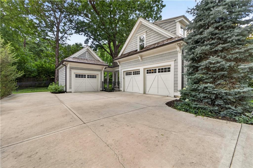 Listing image 90