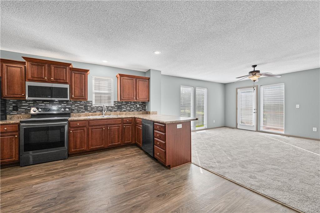 Listing image 7