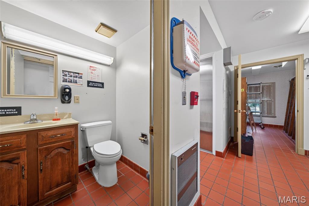 Listing image 52