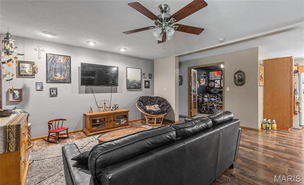 Listing image 6