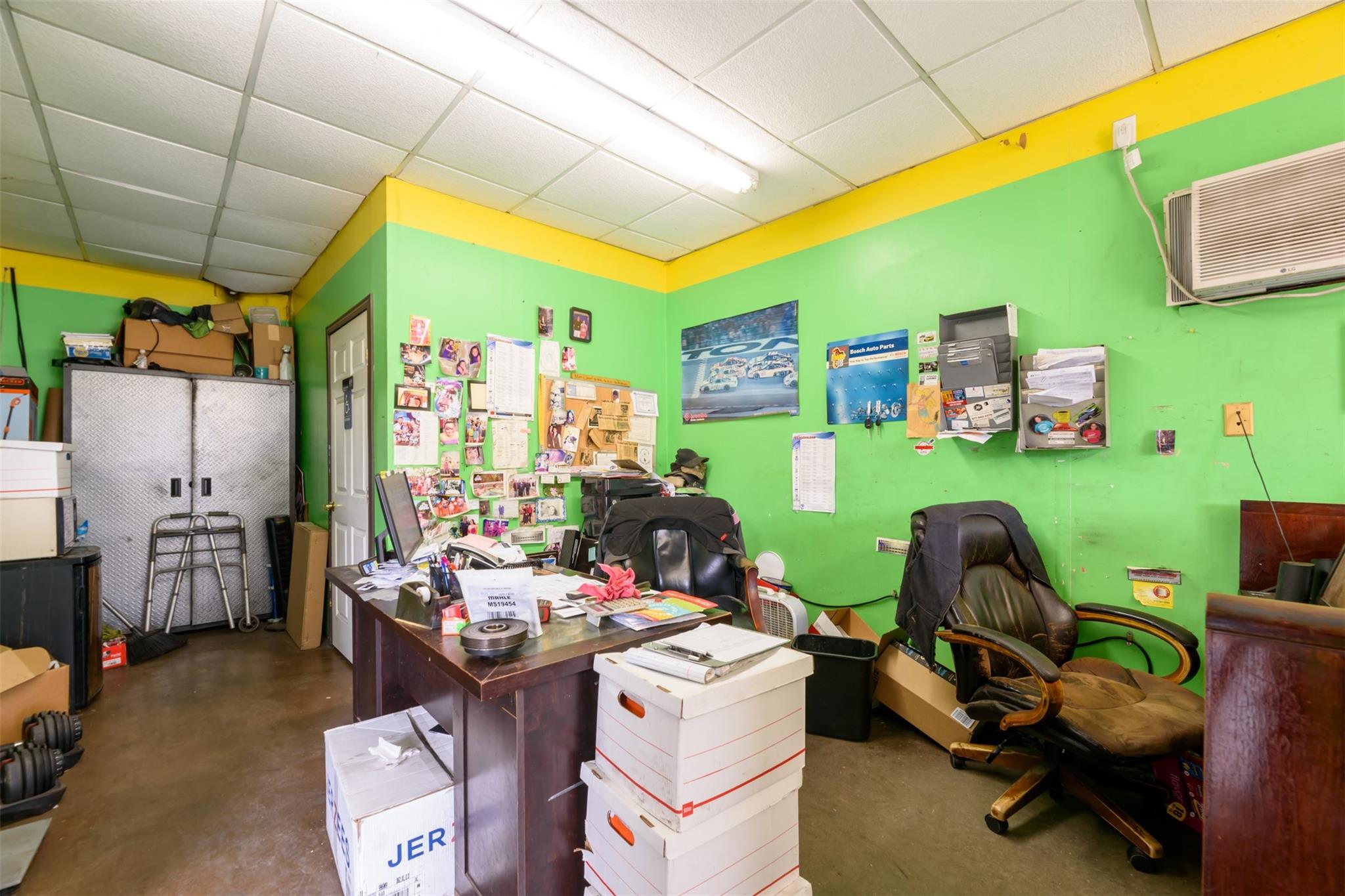 Listing image 12