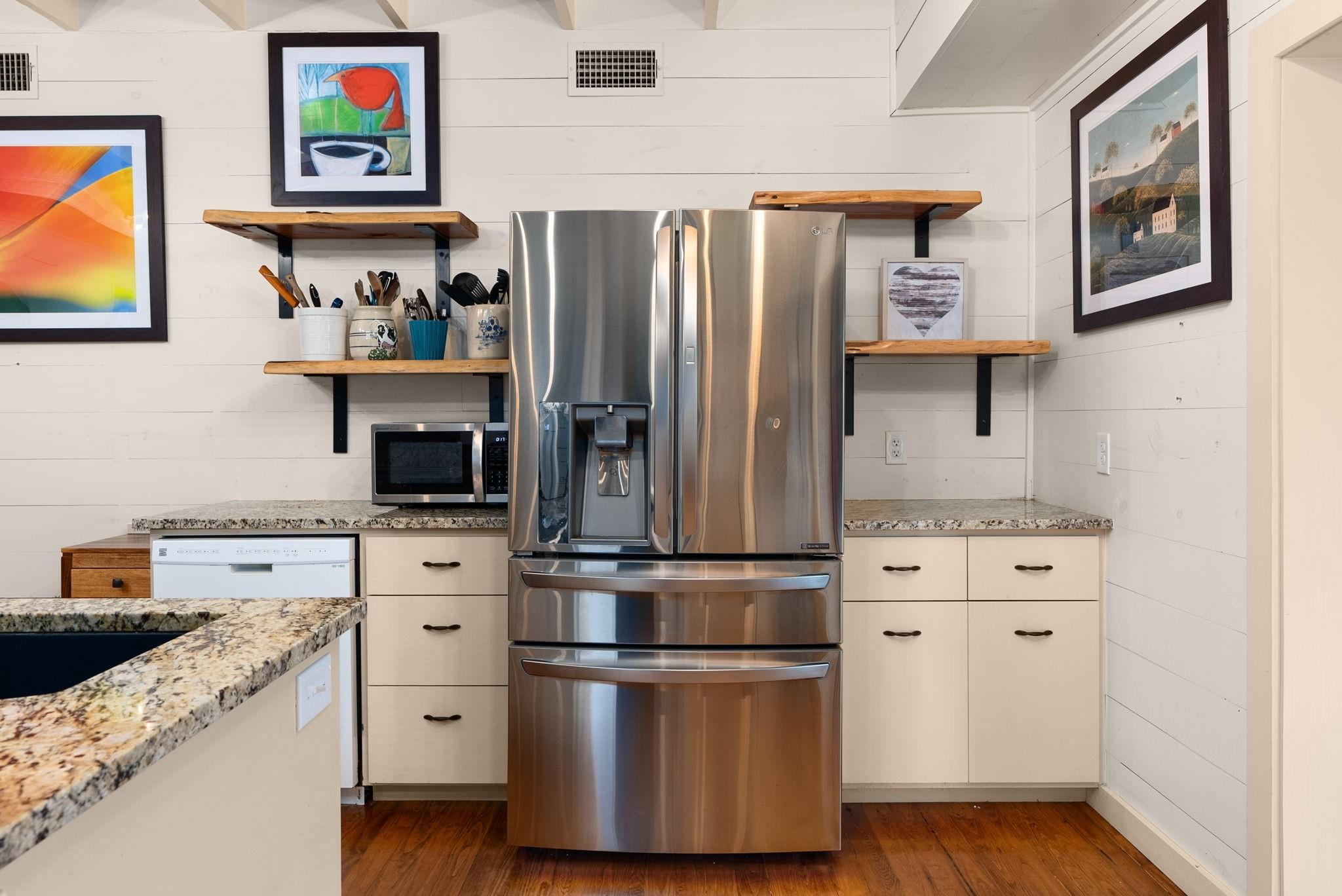 Listing image 10