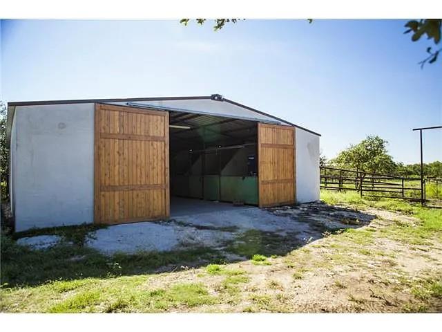 Listing image 21