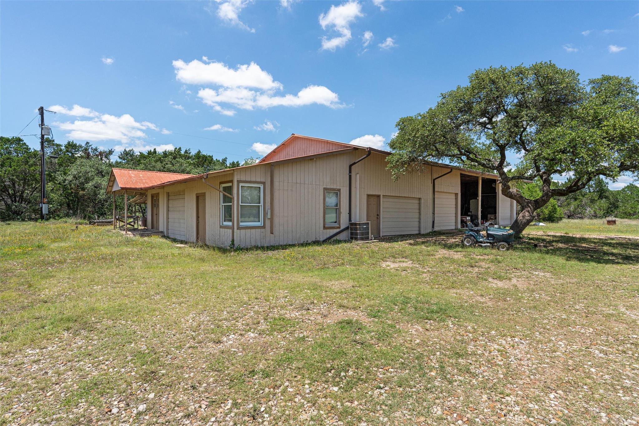 Listing image 32
