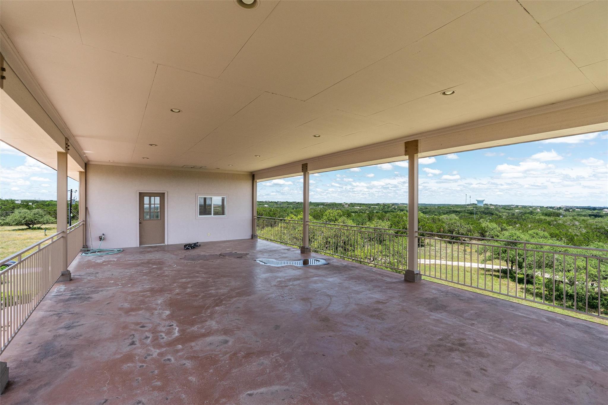 Listing image 24