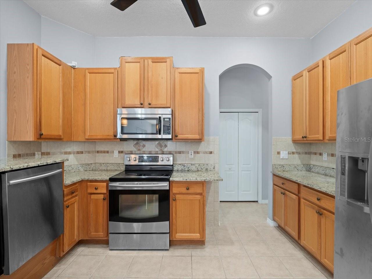 Listing image 16