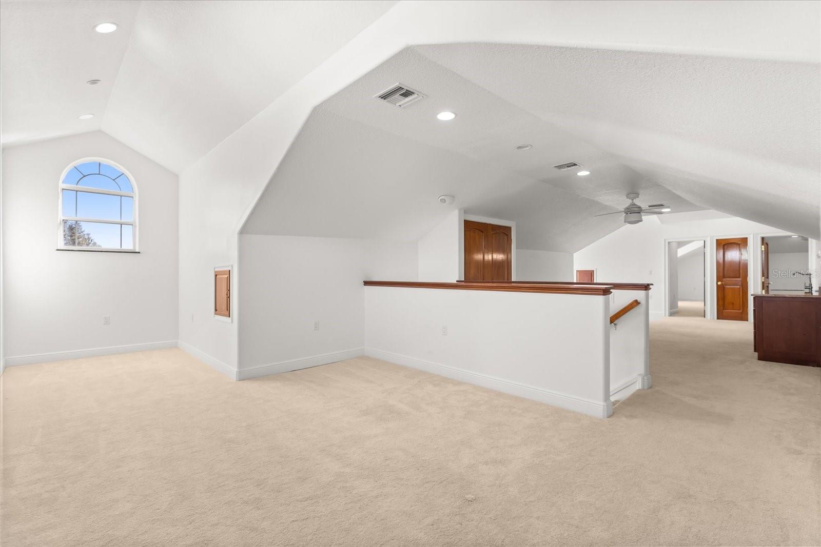 Listing image 71