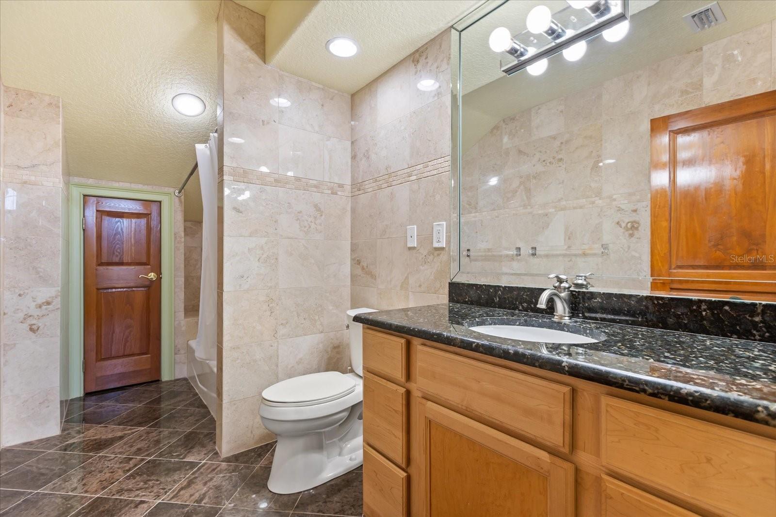 Listing image 87