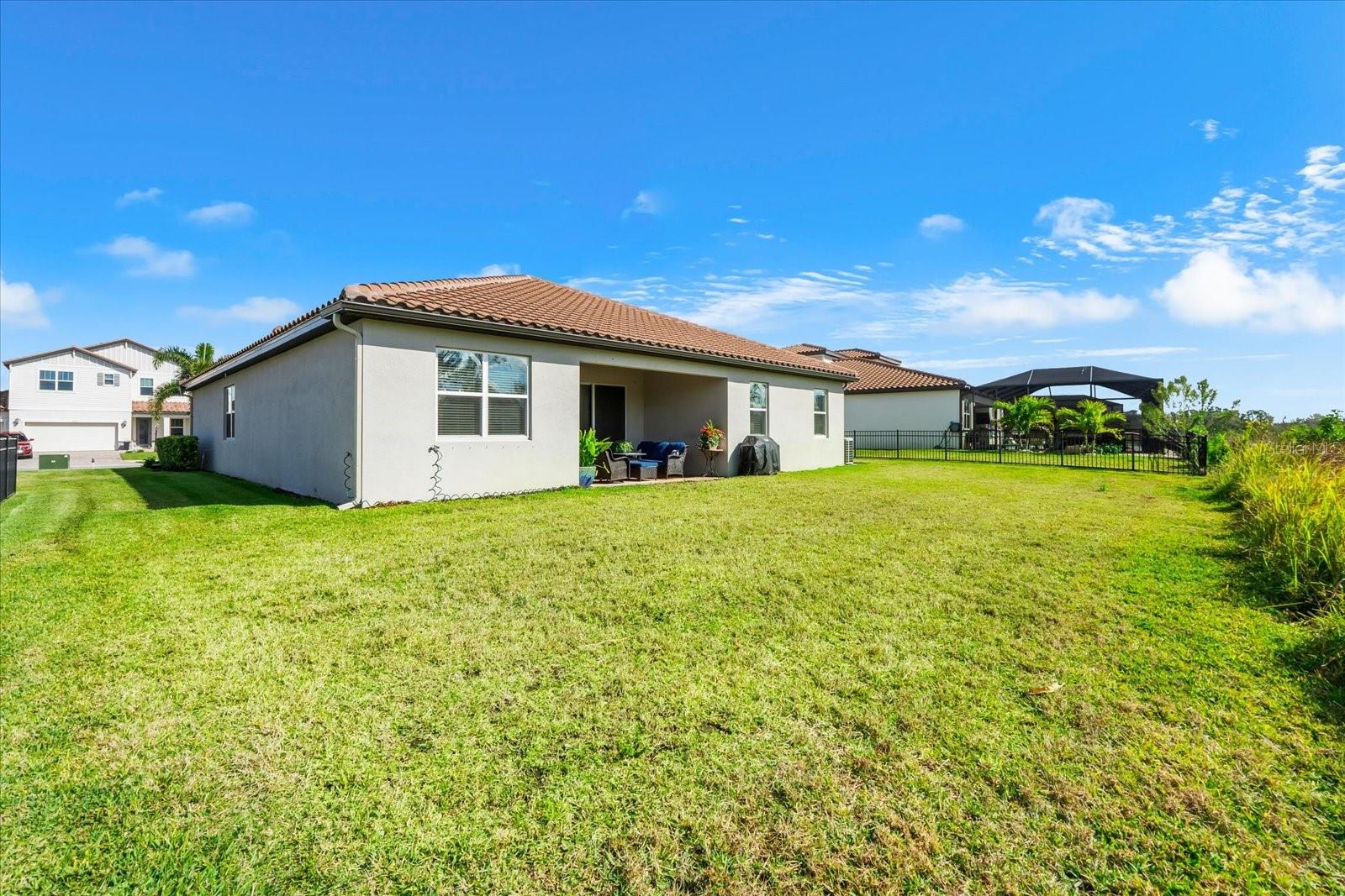Listing image 57