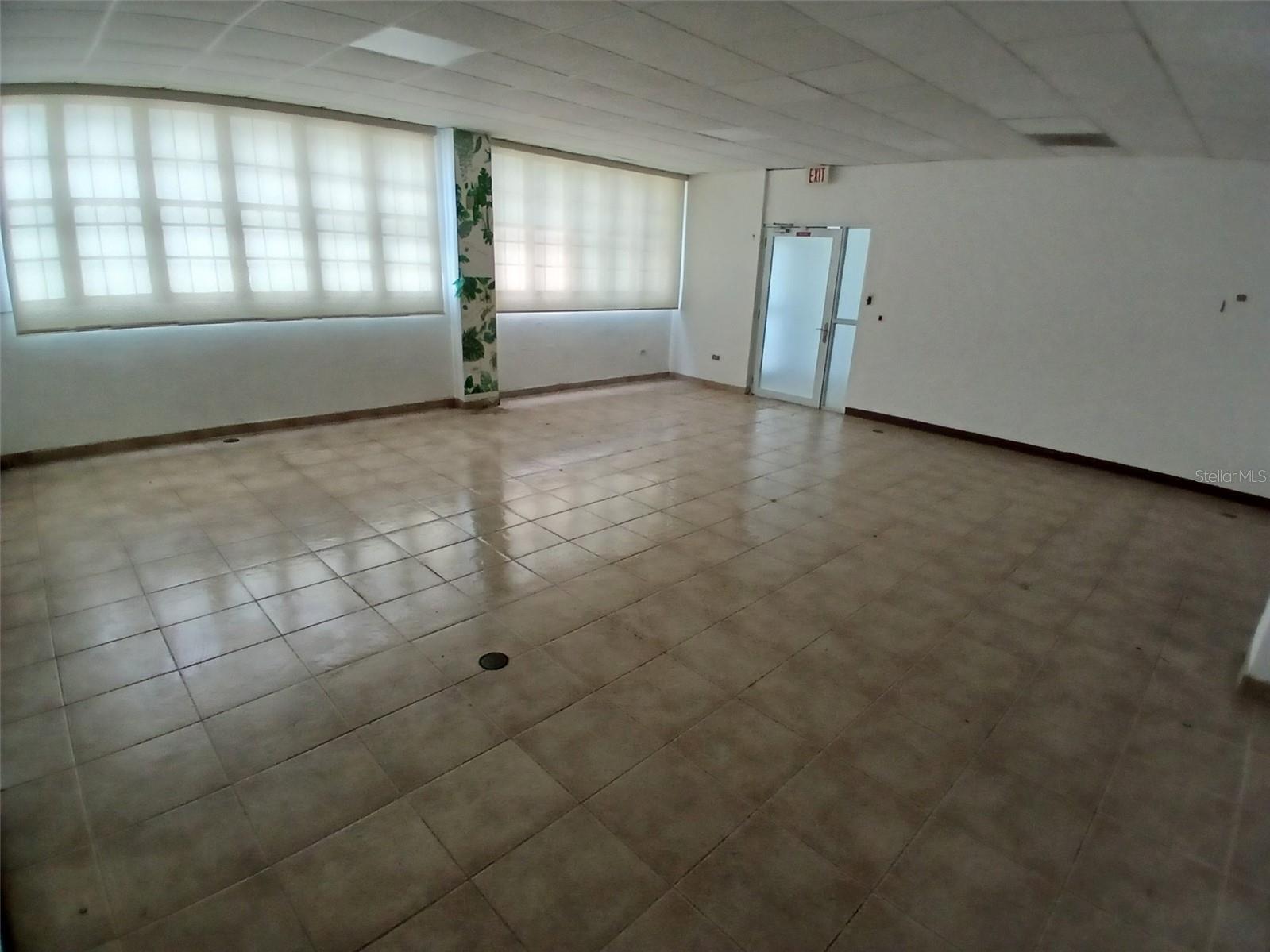 Listing image 14