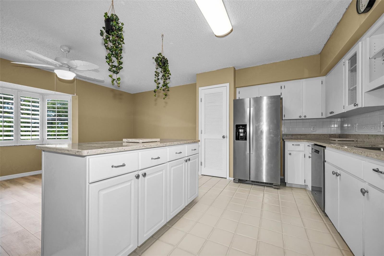 Listing image 14