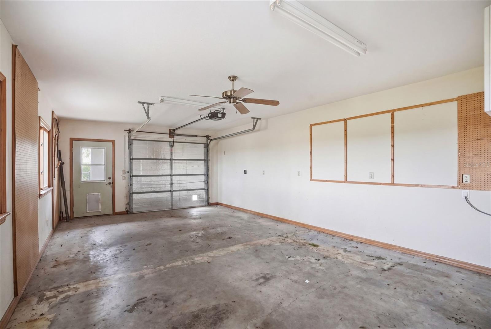 Listing image 65