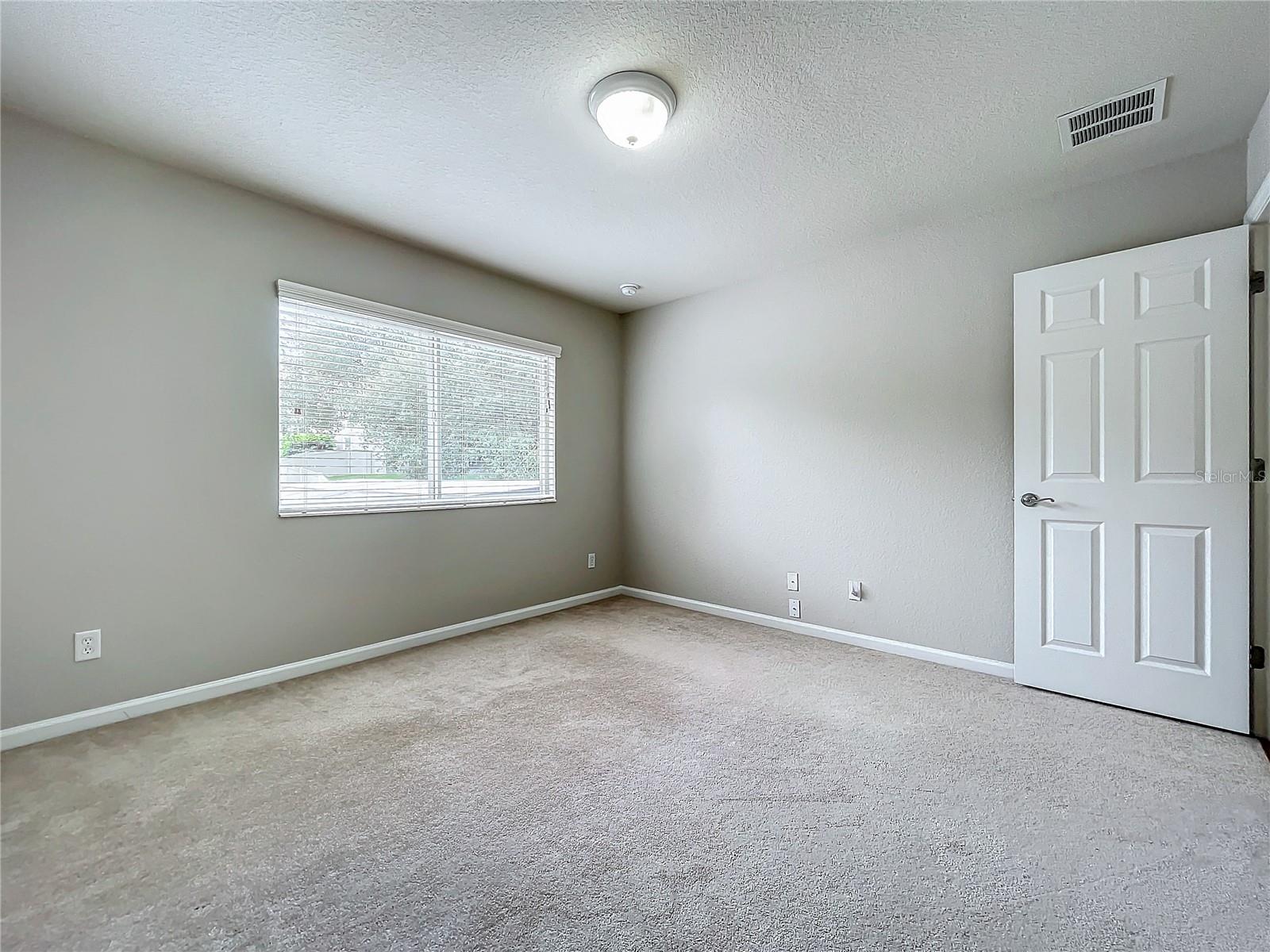 Listing image 59
