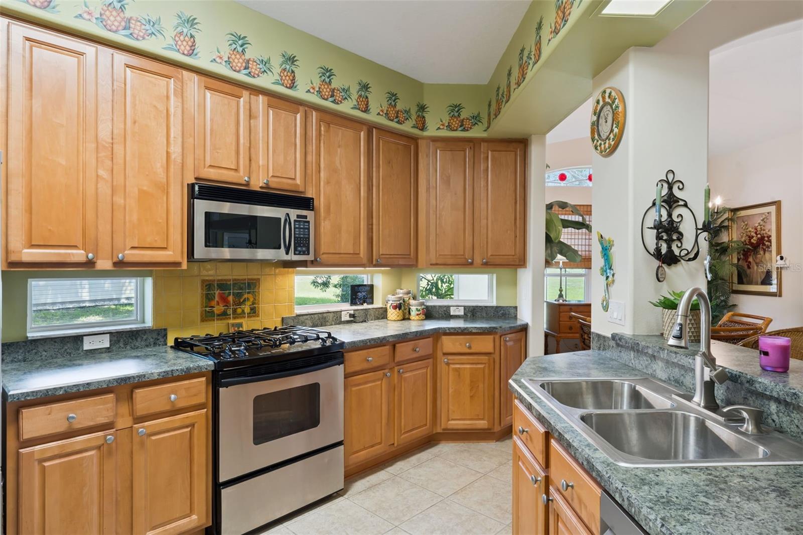 Listing image 14