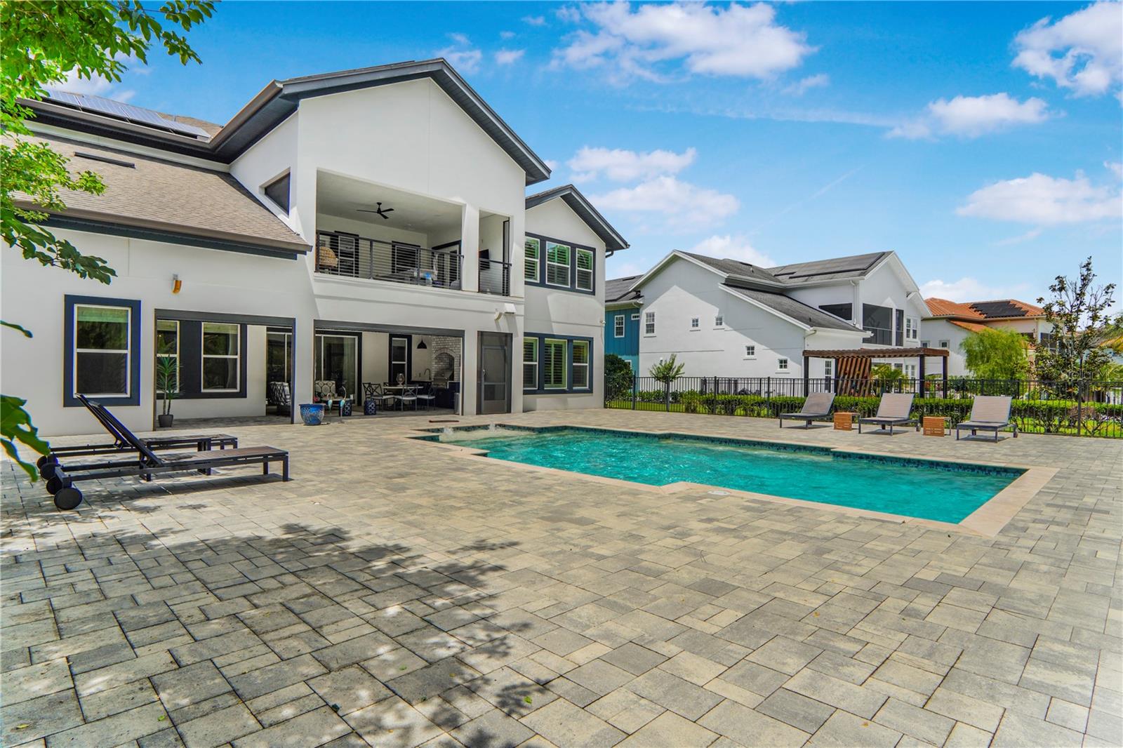 Listing image 81