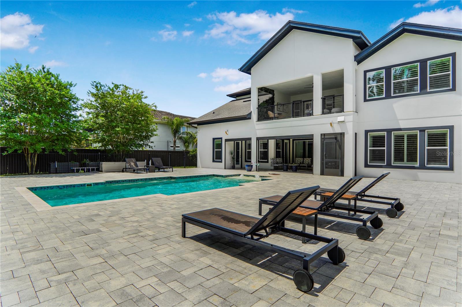 Listing image 83