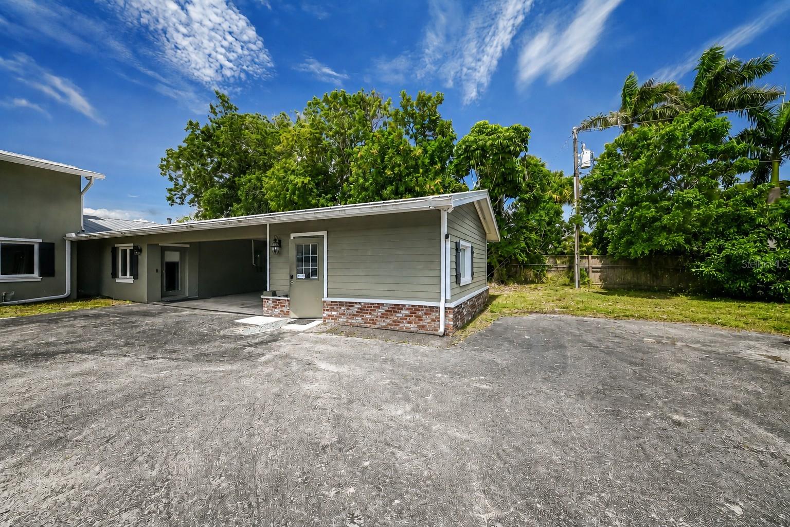Listing image 49