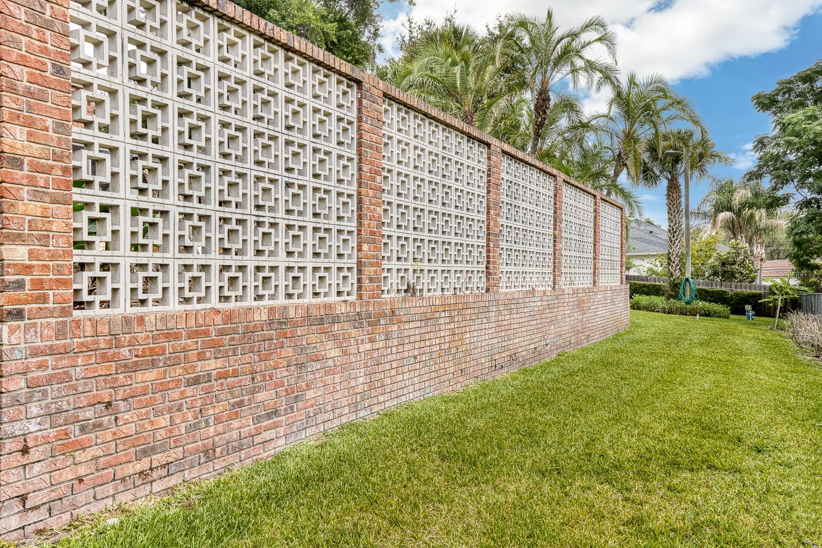 Listing image 50