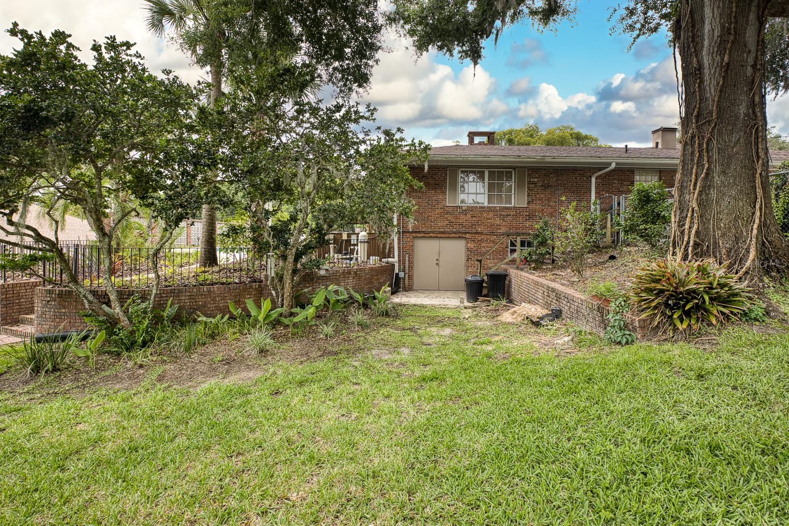 Listing image 53