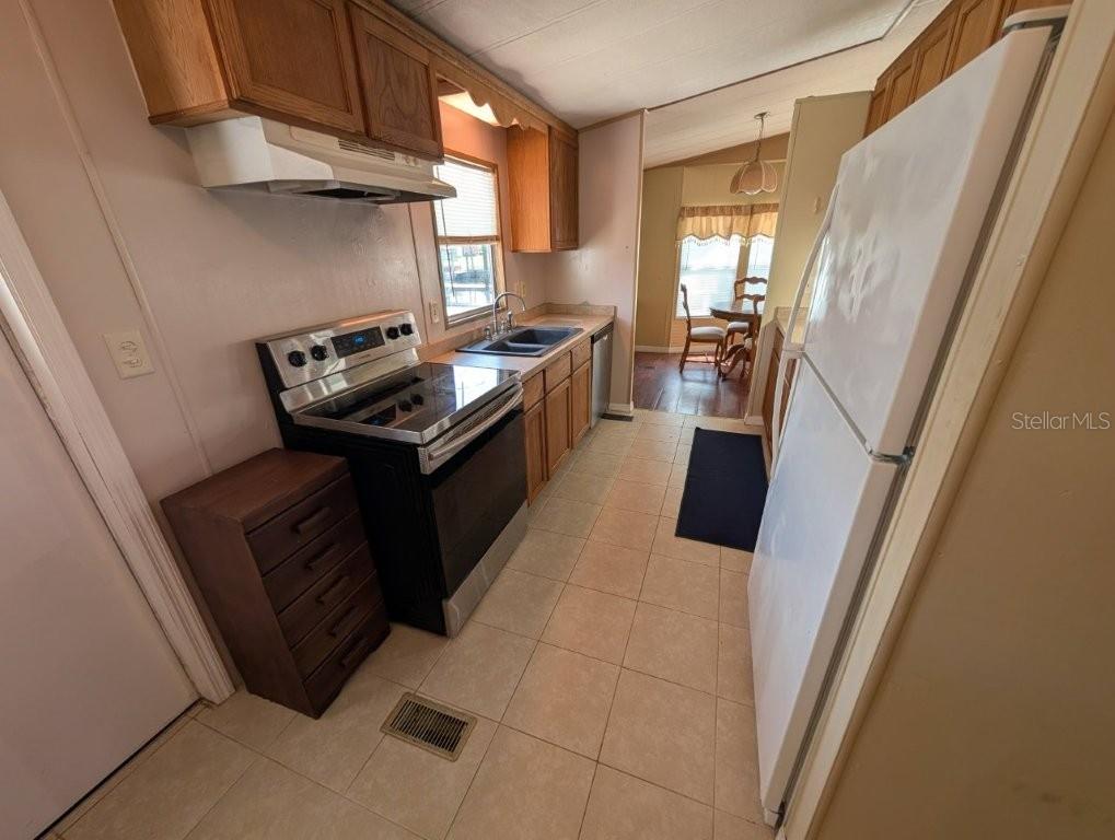 Listing image 16